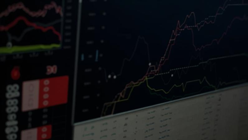 Por volta das 8h20, o barril do Brent caía 0,18%, cotado a US$ 105,45 - (crédito: Reprodução)