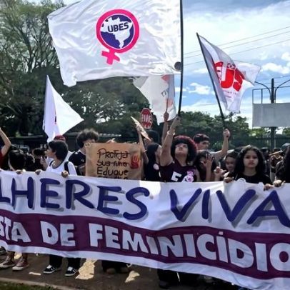 Estudantes protestam contra assédio na Asa Norte