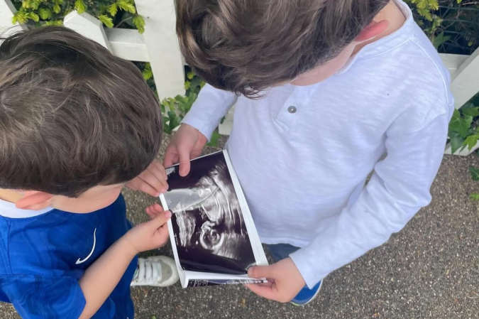 A princesa já era mãe de dois meninos e agora celebra, ao lado da família, a nova gestação - (crédito: Reprodução/Redes sociais)