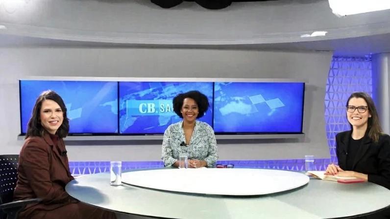21.05.2026 Davi Pereira CB/DA Press. Tainá Carneiro, médica reumatologista e diretora social da Sociedade de Reumatologia de Brasília, é a entrevistada do CB.Saúde de hoje. Na bancada: Carmen Souza e Mariana Niederauer - (crédito: Davi Pereira CB/DA Press)