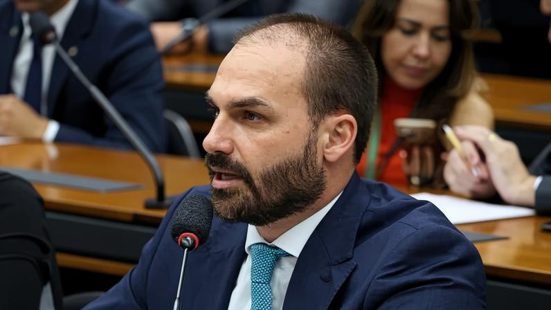 Eduardo: "A campanha do Flávio precisa estar mais engajada em um gabinete para resolução de crises e dar uma pronta resposta" - (crédito: Vinicius Loures/Câmara dos Deputados)