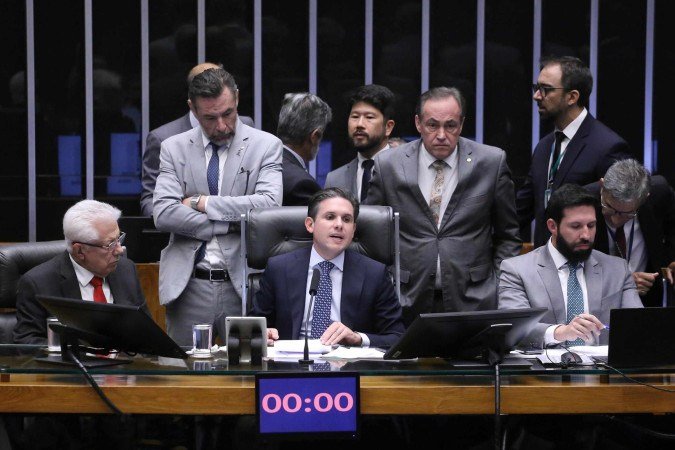 Punição prevê o afastamento dos parlamentares por dois meses, em razão da ocupação da Mesa Diretora da Casa em agosto de 2025 - (crédito: Kayo Magalhães/Câmara dos Deputados)