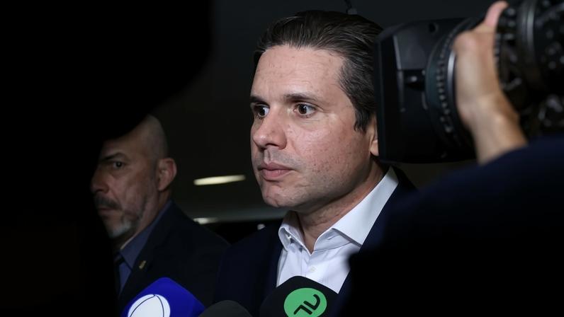 Intenção de Motta é acelerar a tramitação da matéria, que interessa a governo e oposição. Mas texto deve ficar diferente daquele que deseja o Planalto - (crédito: Vinícius Loures/Câmara dos Deputados)