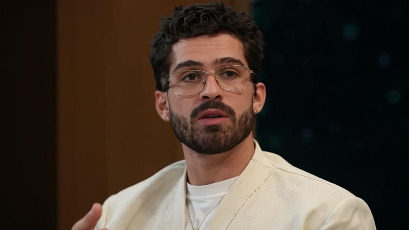 João Guilherme defende diretor após ficar nu em filme: 'Tira a roupa aí' - (crédito: TV Globo)