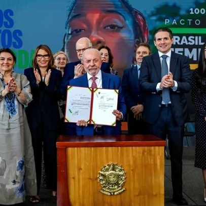 Lula participa da cerimônia de 100 dias do pacto contra o feminicídio
