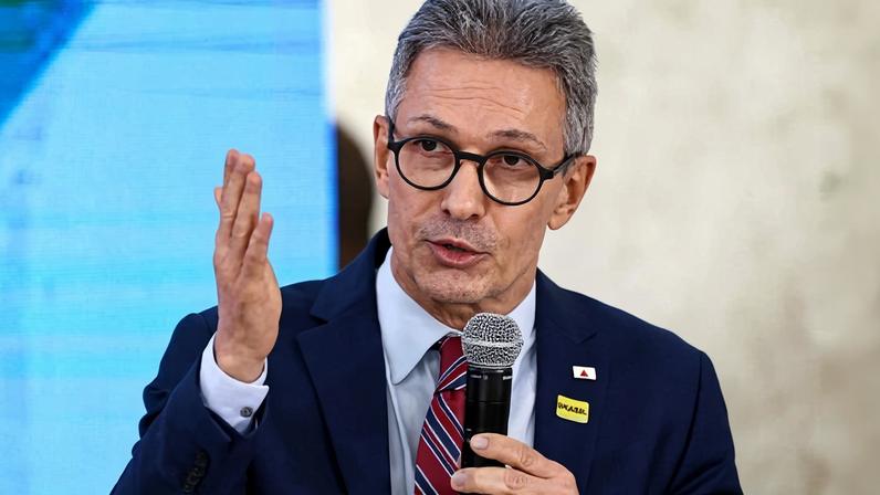 O ex-governador de Minas Gerais atribuiu à esquerda a ideia de que trabalho de crianças atrapalha o desenvolvimento - (crédito: Foto: Marcelo Camargo/Agência Brasil)