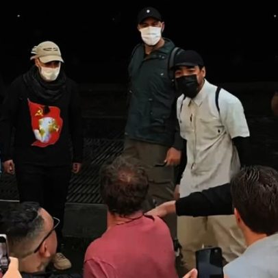 Protesto de universitários em SP termina em confronto com vereadores