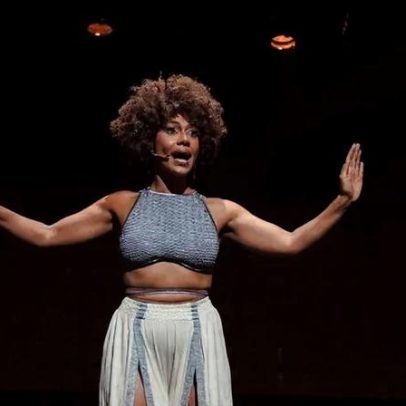 Musical com Naruna Costa retrata a vida de Elza Soares