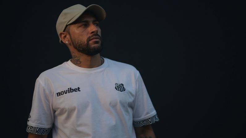 Neymar vem tratando de edema na panturrilha direita - (crédito: Foto: Raul Baretta / Santos FC )