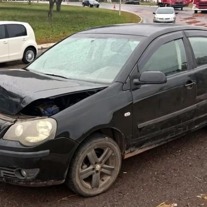 Óleo na pista provoca engavetamento em tesourinha no Eixão Sul