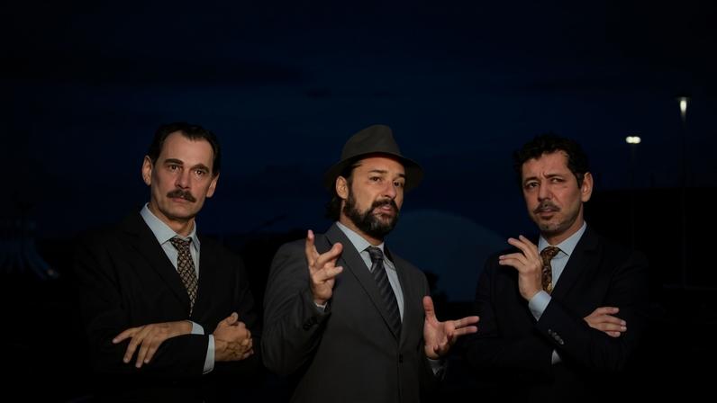 Trio Mateus Ferrari, Marcio Menezes e Abaeté Queiroz trabalhamos juntos, desde 2013, com a temática de Brasília, que resultou em novo espetáculo - (crédito: Gleyka VS)