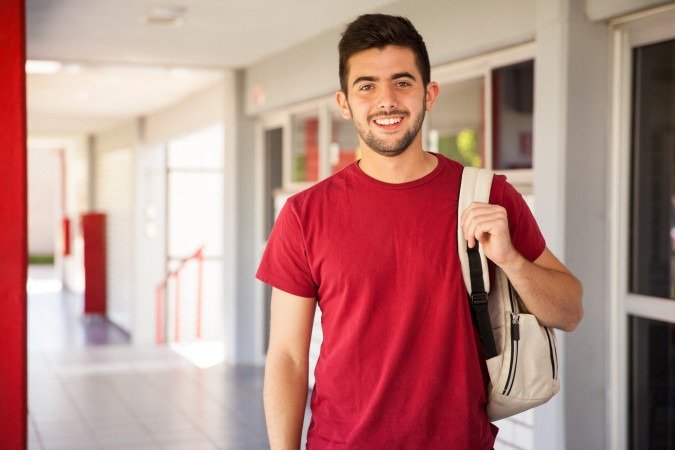 Estudantes tem até 31 de dezembro para renegociar dividas do Fies. Programa oferece descontos de até 99% - (crédito: Reprodução/Magnific)