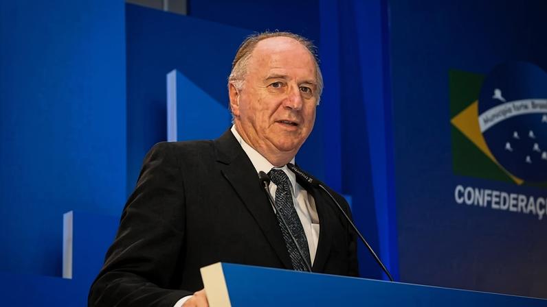 Presidente da Confederação Nacional dos Municípios, Paulo Ziulkoski, teceu críticas a projetos do Executivo - (crédito: Divulgação)