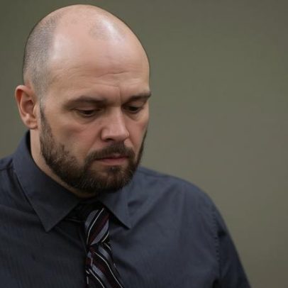 Condena motorista à pena de morte por sequestro e assassinato de criança