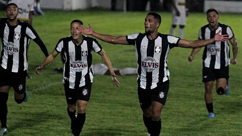 Sandy comemora o gol da vitória no último lance do duelo com o Operário de Várzea Grande em Mato Grosso - (crédito: Ceilandia E C Torcedor/@ceilandiaec)