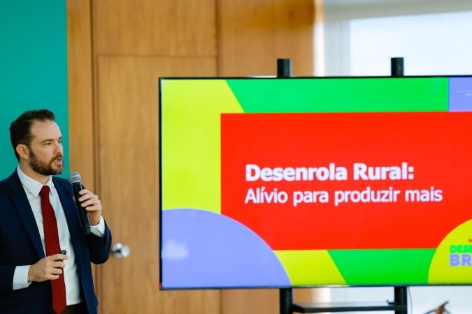 Ministro da Fazenda, Dario Durigan, detalha o Novo Desenrola Brasil, programa para renegociação de dívidas - (crédito: Ricardo Stuckert/PR)