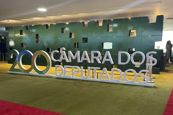 A cerimônia principal ocorre às 10h, no plenário da Casa, com uma homenagem oficial ao bicentenário - (crédito: Danandra Rocha/CB/D.A Press)