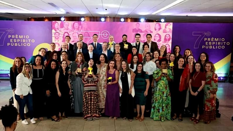 Prêmio para servidores públicos premia projetos em R$ 12 mil - (crédito: Prêmio Espírito Público)