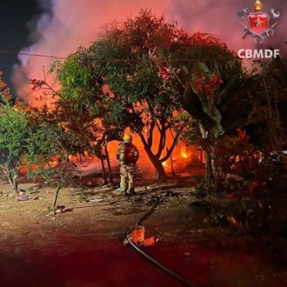 Incêndio destrói casa em Samambaia; Corpo de Bombeiros atende