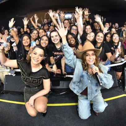 Maiara e Maraísa animam público no Encontro Marcado da Clube FM
