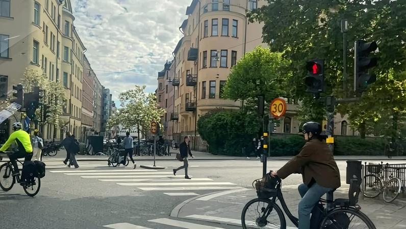 A capital sueca impressiona pela limpeza das ruas, pelo transporte público eficiente, pelo silêncio e pela sensação permanente de segurança - (crédito: Roberto Fonseca/CB/D.A.Press.)