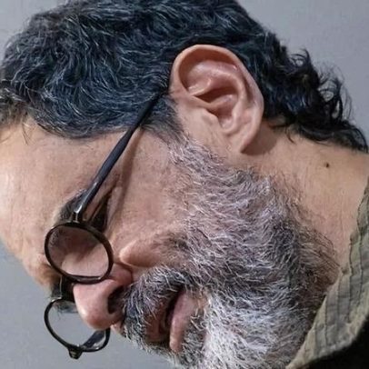 Autor e leitores discutem no encontro do Clube de Leitura Veredas