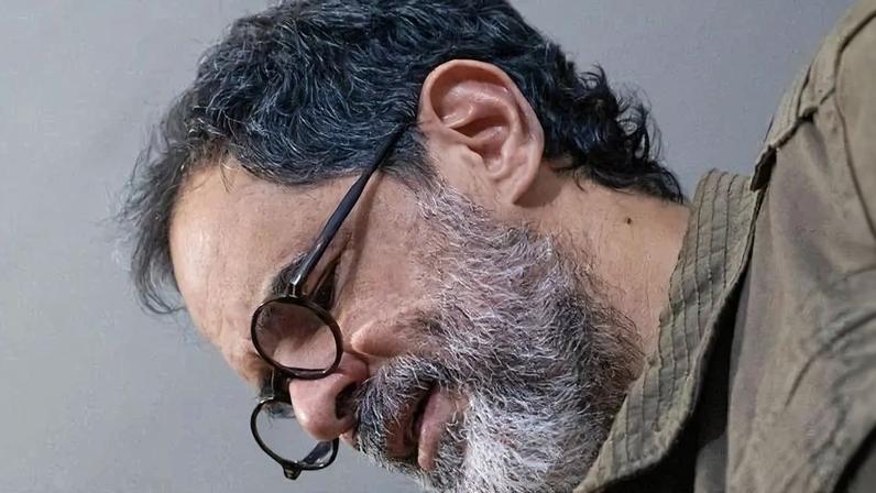 Renato Fino com seu romance "O Gênero Eterno" - (crédito: Demetrius Carvalho )