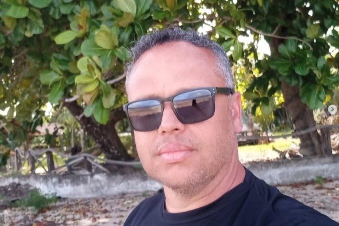 Adriano de Jesus Gomes tinha 50 anos e trabalhava com transporte escolar - (crédito: Redes sociais)