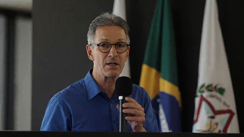 Romeu Zema deixa o governo de Minas neste domingo (22) para lançar pré-candidatura à Presidência - (crédito: ALEXANDRE GUZANSHE/EM/D.A.PRESS)