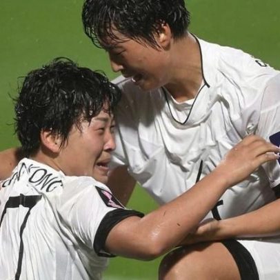 Seleção feminina da Coreia do Norte chega a Seul para disputar título