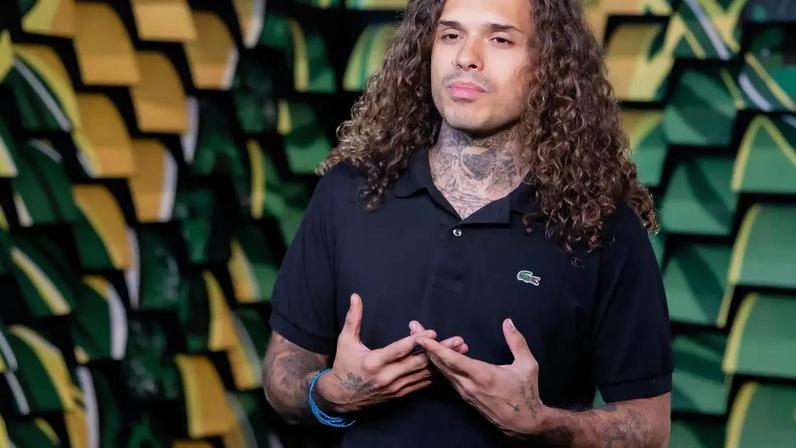 Vitão durante participação no Sonora Apresenta