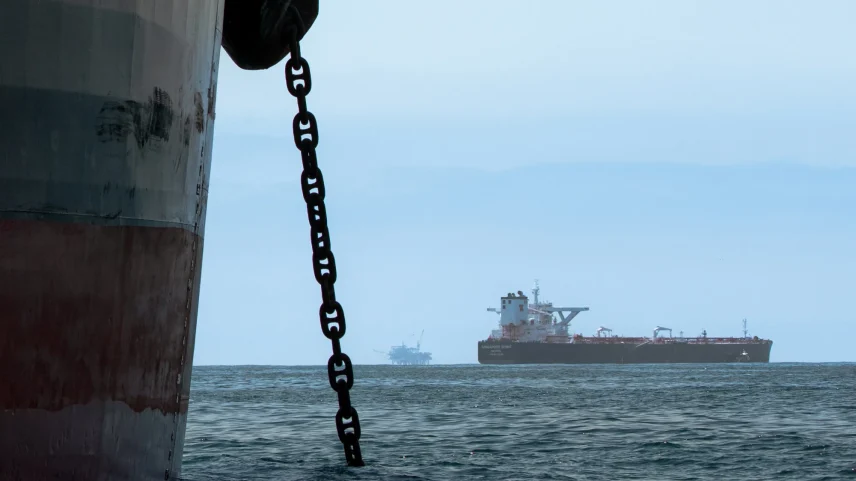 Oil Swings On Fading Optimism For Resolution On Iran Conflict