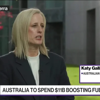 Ministro das Finanças da Austrália comenta orçamento federal