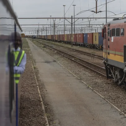 Transnet permitirá que 11 empresas operem trens em suas linhas férreas