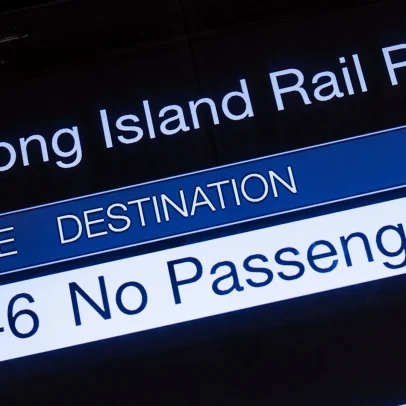 Greve nos trens de passageiros de Nova York afeta 300 mil passageiros diários