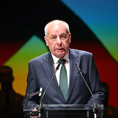 O presidente húngaro Sulyok rejeita pedido de renúncia de Magyar