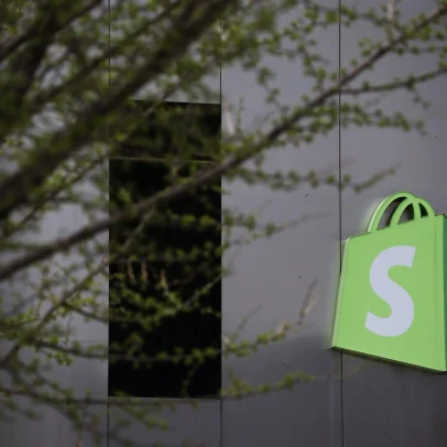 Shopify cai conforme previsão aponta desaceleração do crescimento da receita
