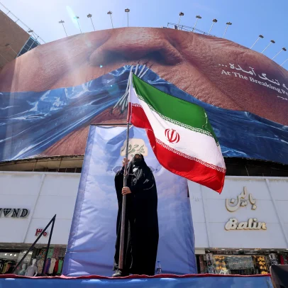 Irã responde ao plano de paz dos EUA enquanto crise em Hormuz persiste