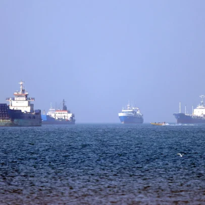 Catar envia cargamento de LNG pelo Estreito de Hormuz desde o início da guerra