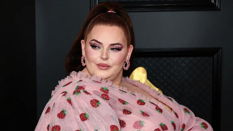 LOS ANGELES, CALIFORNIA - JANUARY 26: Tess Holliday attends the 62nd Annual GRAMMY Awards at Staples Center on January 26, 2020 in Los Angeles, California. (Photo by Amy Sussman/Getty Images) (Foto: Getty Images)