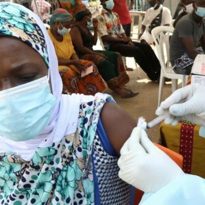 Surto de Ebola em África deixa pelo menos 131 mortos