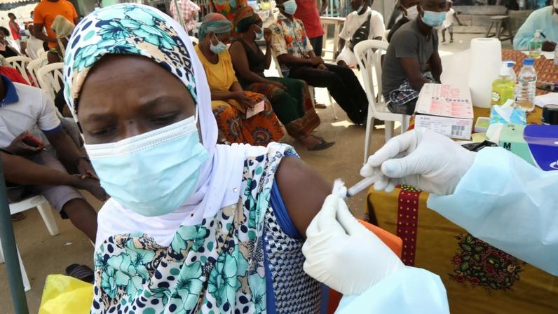 Vaccinations against Ebola continue in Abidjan