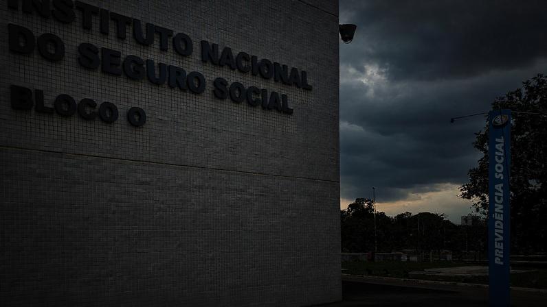 Brasília (DF), 03/11/2023, Prédio do Instituto Nacional do Seguro Social. Edfício sede do INSS. Fachada do INSS. Setor de autarquia sul Foto: Rafa Neddermeyer/Agência Brasil