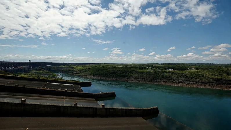 Hidrelétrica de Itaipu (REUTERS/Cesar Olmedo)