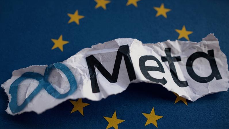 FILE PHOTO: FILE PHOTO: EU flag and Meta logo are seen in this illustration taken, May 22, 2023. REUTERS/Dado Ruvic/Illustration/File Photo/File Photo