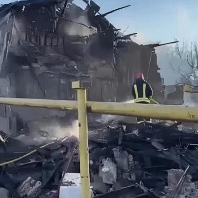 Rússia ataca porto ucraniano e Kiev dispara drones em Moscou
