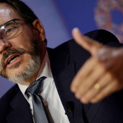 Economista-chefe do FMI deixa cargo e retorna à academia