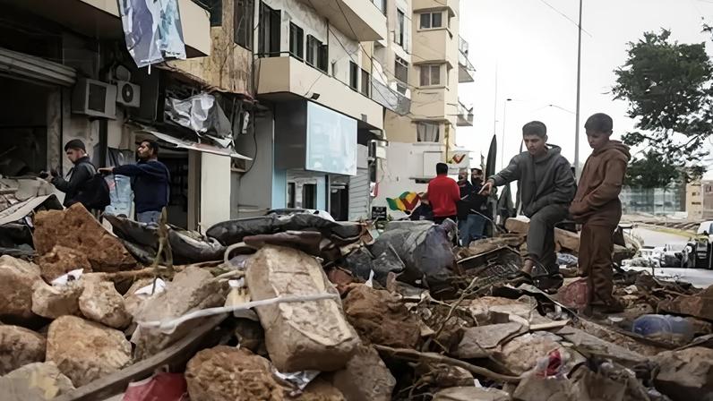 Ataque israelense na área de Zuqaq al-Blat, em Beirute, no Líbano.