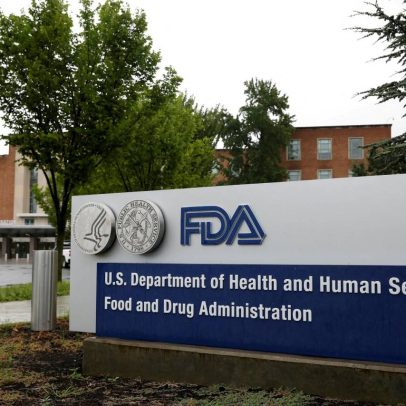 Casa Branca planeja demissão do chefe da FDA após atritos com Trump