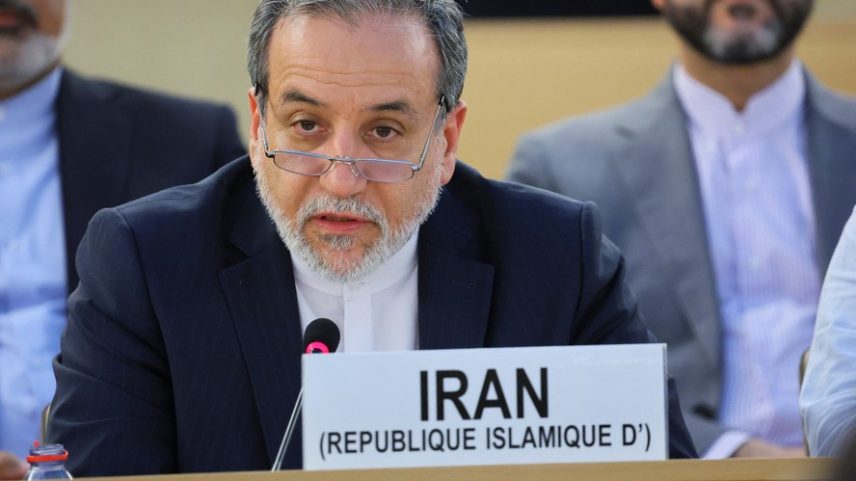Abbas Aragchi, ministro das Relações Exteriores do Irã — Foto: Denis Balibouse/Reuters